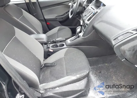 2014 Ford Focus Se z USA, uszkodzony, nr VIN 1FADP3F2XEL354191